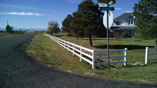 Awesome Fence Description